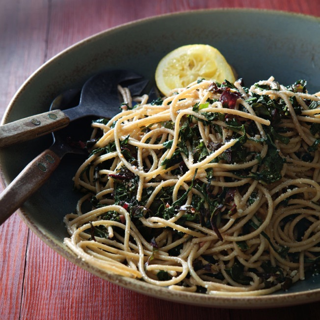 spaghetti with green garlic