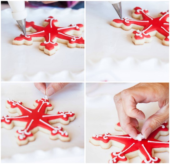 How to ice Snowflake Cookies