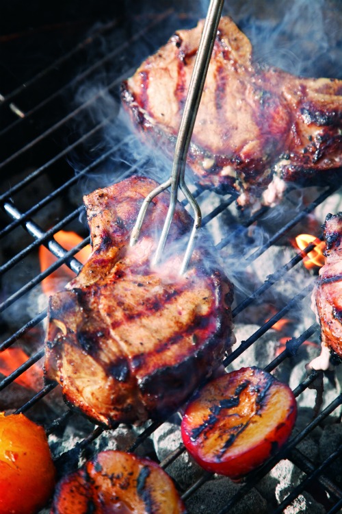 How to Grill the Perfect Pork Chops