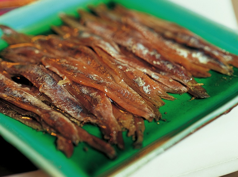 3 Reasons to Give Anchovies a Chance | Williams-Sonoma Taste
