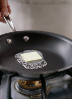 Brunch 101: Frying & Scrambling Eggs - Williams-Sonoma Taste