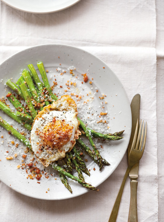 Fried Eggs with Asparagus, Pancetta & Bread Crumbs