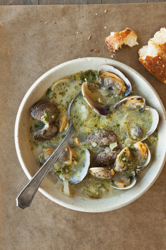 Clams in Fennel Broth with Parsley Vinaigrette
