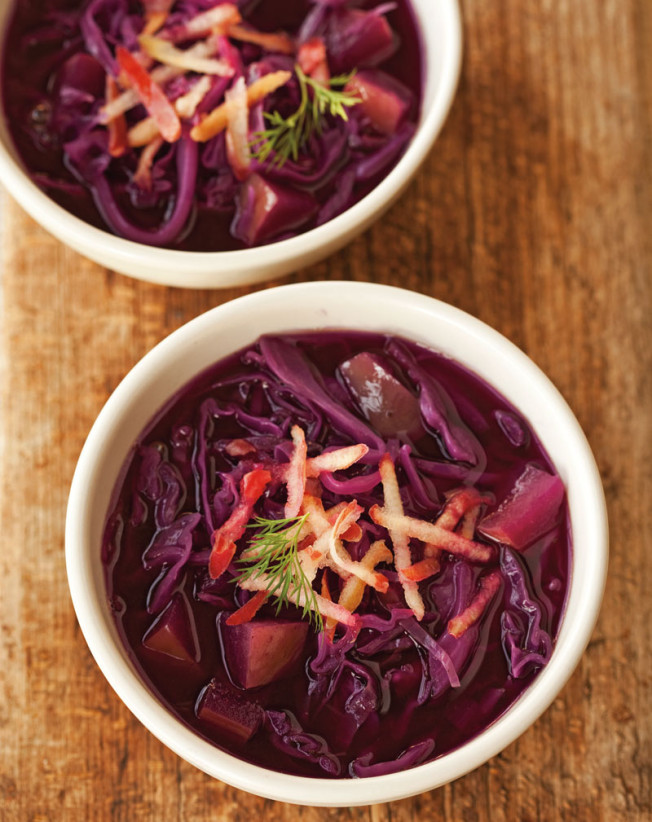 Red Cabbage & Apple Soup