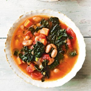 Tuscan-Style Bean & Kale Soup