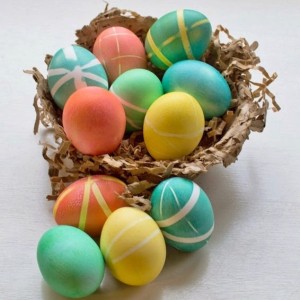 Rubber Band Dyed Easter Eggs