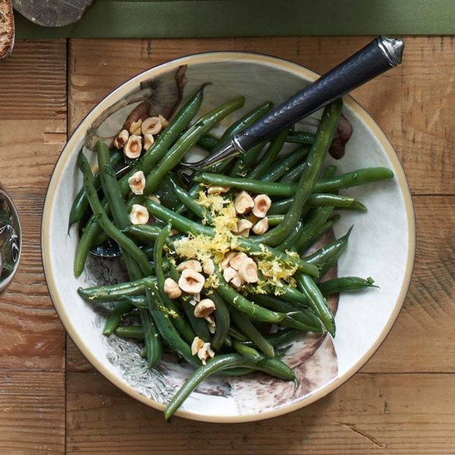 Green Beans with Toasted Hazelnuts