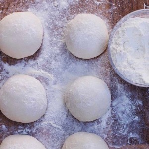 Weekend Project: The Ultimate Pizza Dough & Sauce