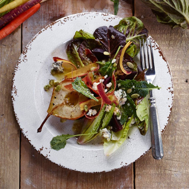 Harvest Salad with Blue Cheese and Roasted Pears