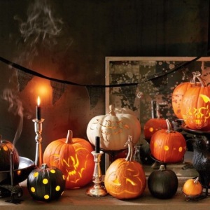 Party Planner: Pumpkin-Carving Party