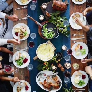 Party Planner: Friendsgiving with Sunday Suppers