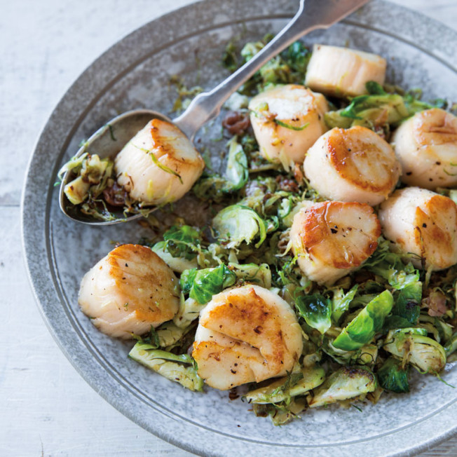 Seared Scallops with Warm Shredded Brussels Sprouts and Prosciutto 