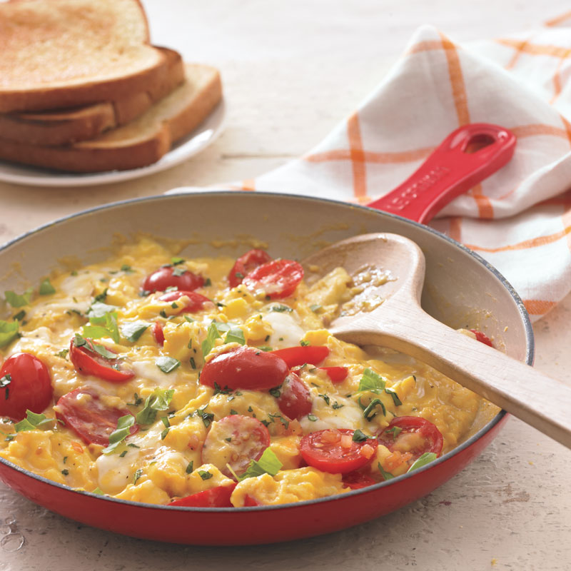 Tomato And Basil Scramble With Fresh Mozzarella Williams Sonoma Taste