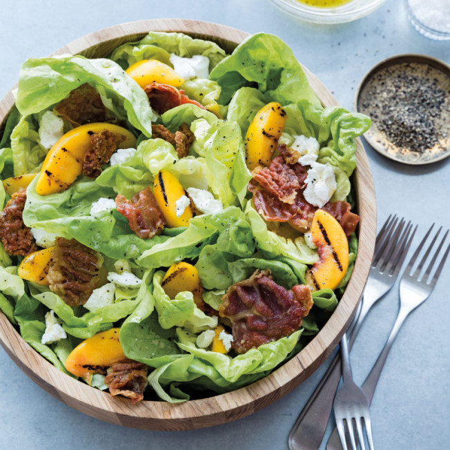 Bibb Lettuce Salad with Grilled Peaches and Prosciutto