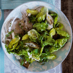 Spring Salad with artichokes and peas