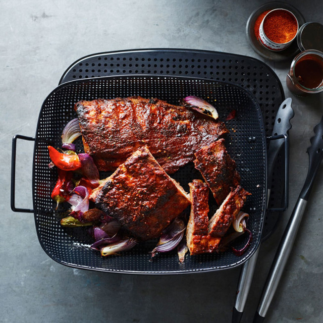 Grilled Ribs with Brown Sugar Barbecue Sauce