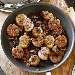 Garlic-Thyme Smashed Potatoes