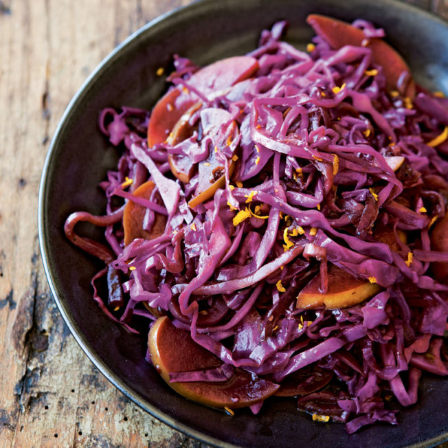 Balsamic-Braised Red Cabbage with Apples