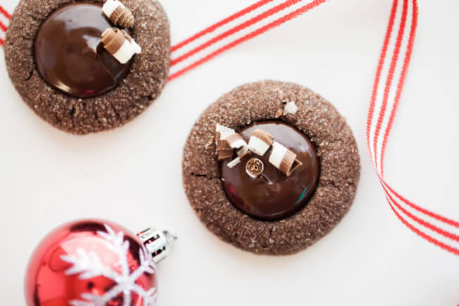 peppermint-bark-dark-chocolate-ganache-cookies