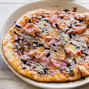 Pear, Prosciutto and Gorgonzola Pizza - Recipe Runner