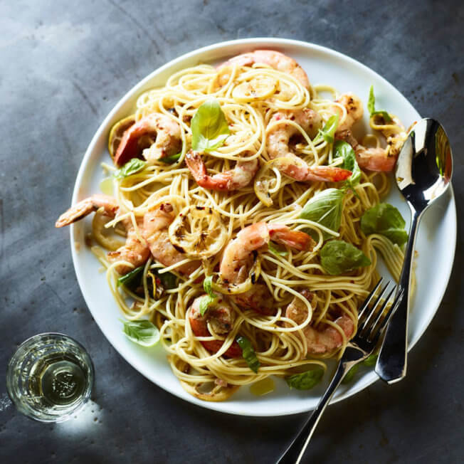 Lemony Spaghetti with Garlic Shrimp