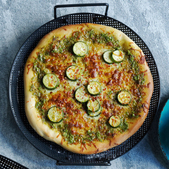 Grilled Pizza with Pesto and Zucchini