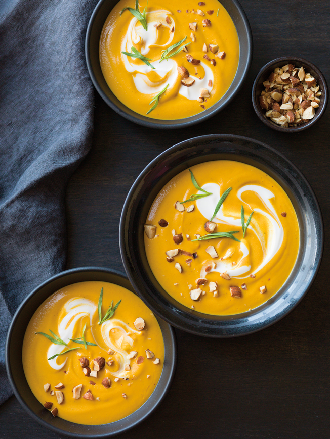 Instant Pot Spiced Carrot and Cashew Soup