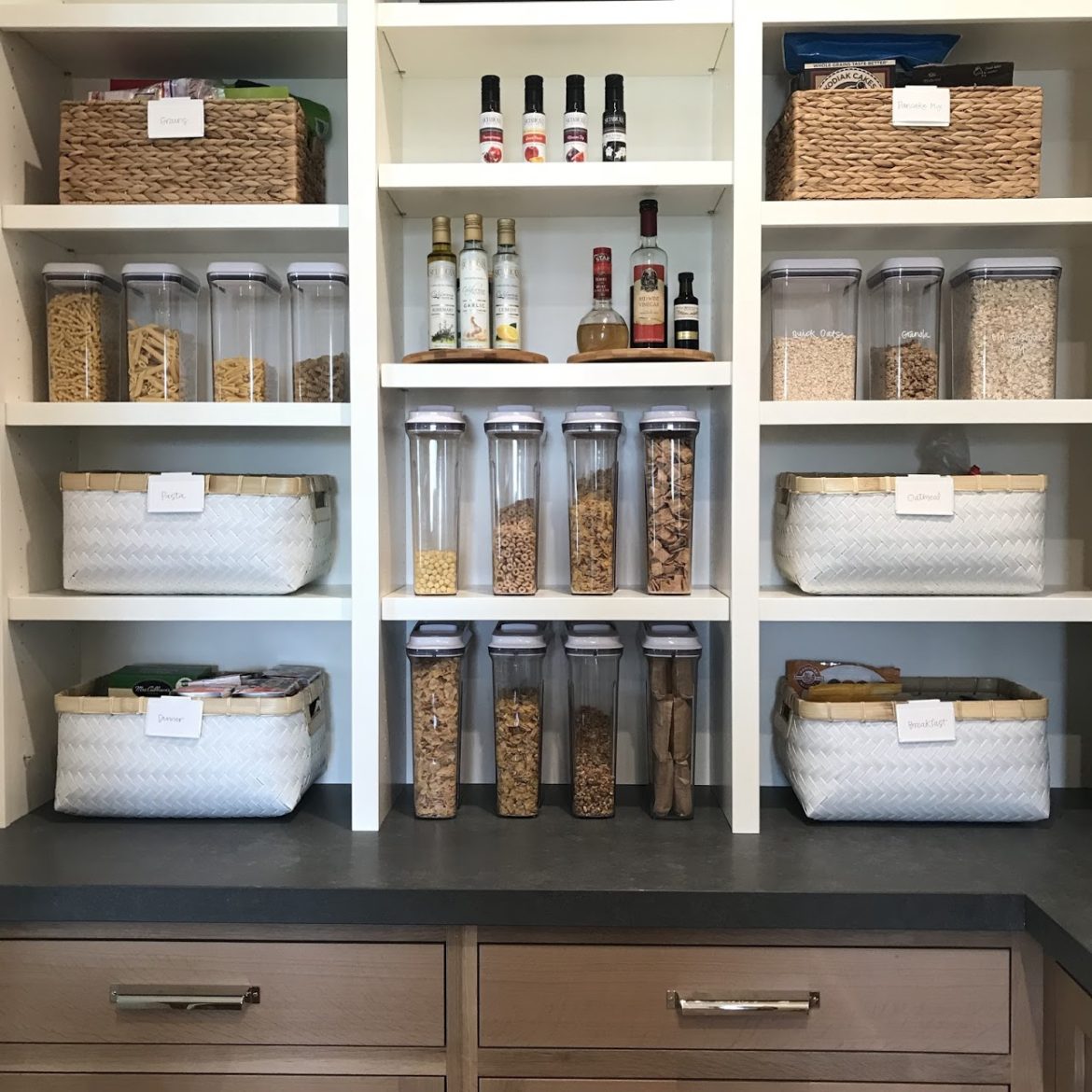 Here's How to Avoid Five Common Kitchen Organizing Mistakes - Williams ...