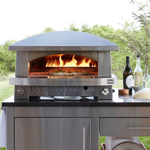 What to Cook When Your Patio Is a Pizzeria - Williams-Sonoma Taste