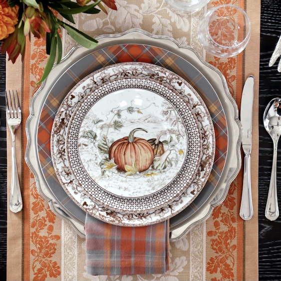 The Traditional Thanksgiving Table - Williams-Sonoma Taste