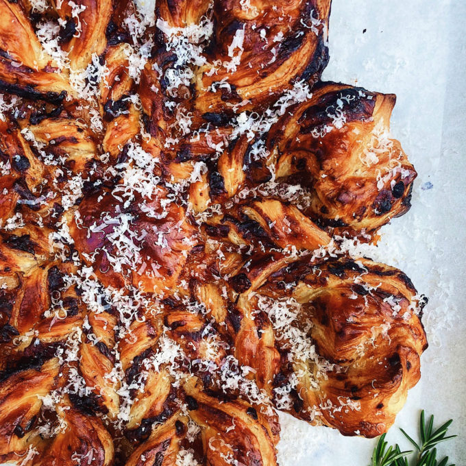French onion pull-apart